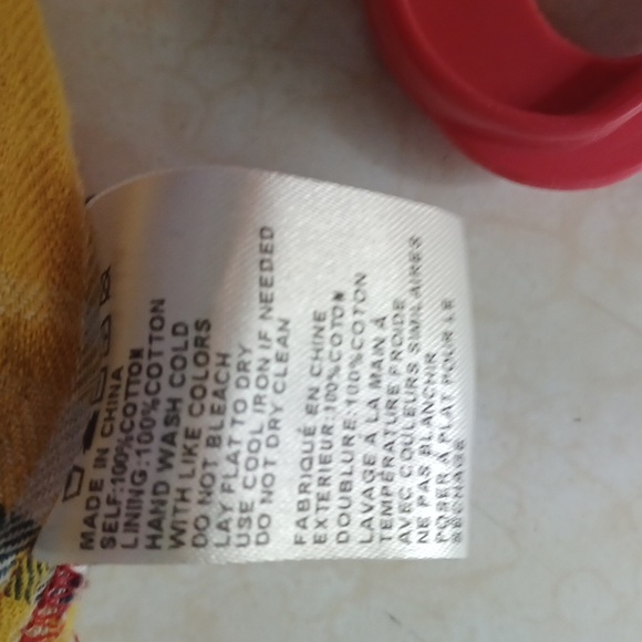 Flannel Jacket, Yellow Inner and Red on Outside; Zip Up;Large, 100% Cotton - Picture 6 of 6